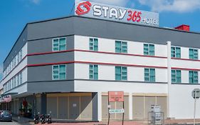 Capital O 89386 Stay 365 Hotel